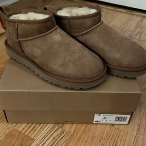 UGG Ultra Mini - New In Box